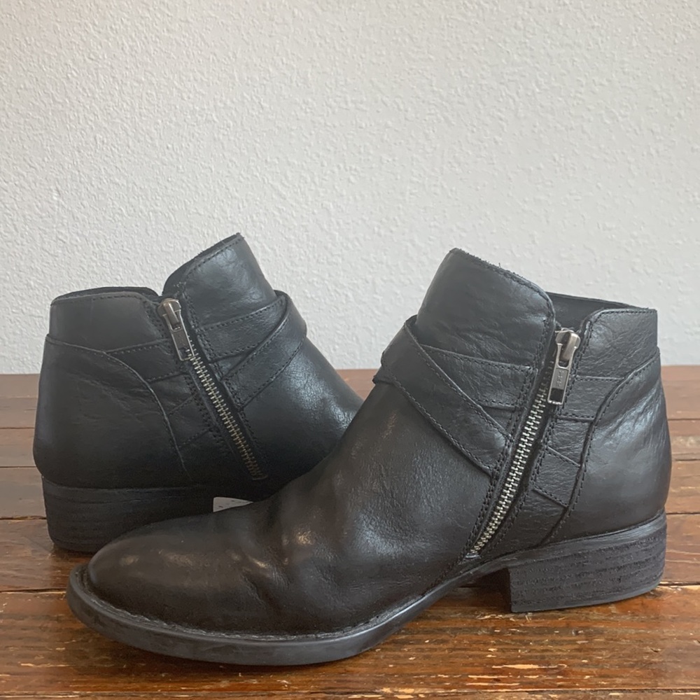 NWOT Born Black Leather Ozark Booties Buckles - Picture 7 of 8